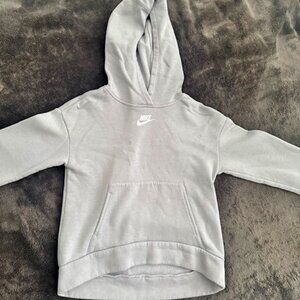 Nike Girls' Cropped Front Kangaroo Pockets  Hoodie Sweater